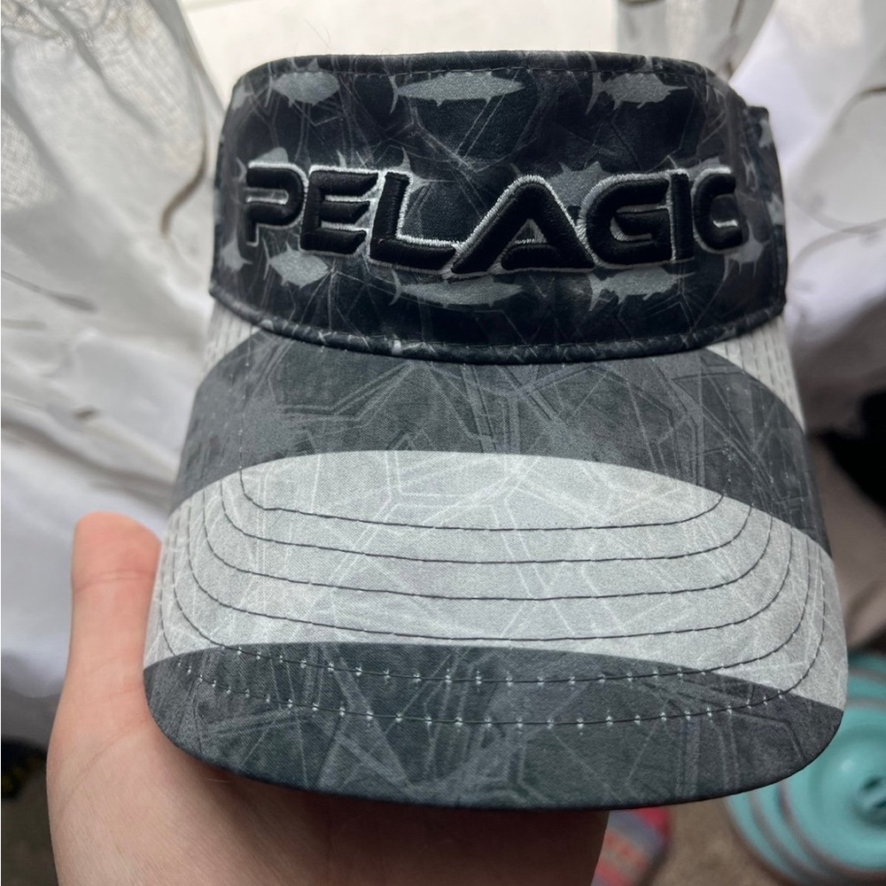Pelagic Fish Pattern Performance Visor - Picture 2 of 5